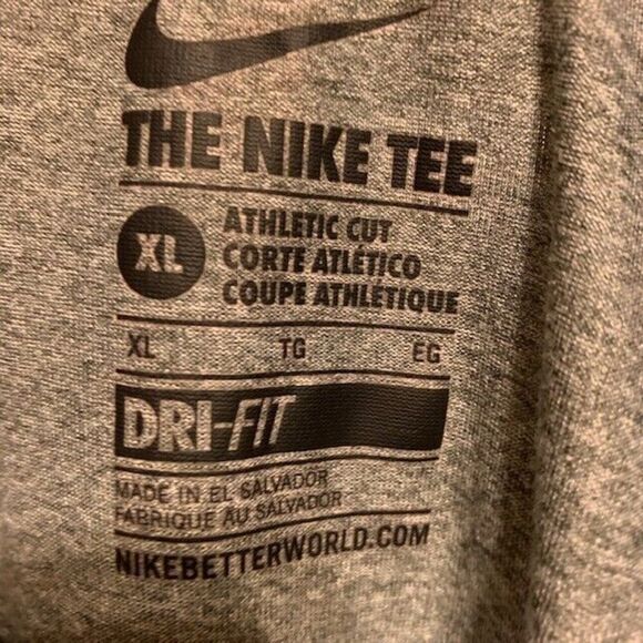 CLARION EAGLES FOOTBALL 2018 CHAMP. SIZE XL THE NIKE TEE ATHLETIC CUT T-SHIRT - Picture 3 of 3